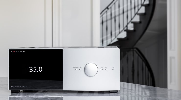 ANTHEM STR INTEGRATED AMPLIFIER 